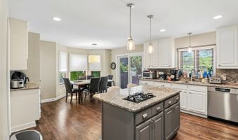 40032 N Trevino Ln, Antioch, IL 60002