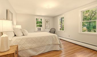 81 Alcott St, Acton, MA 01720