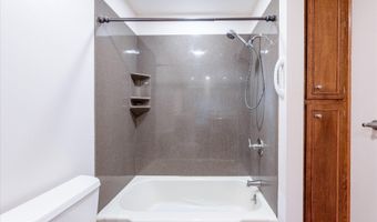 305 E 21st St, Atlantic, IA 50022