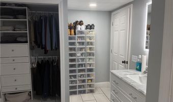 35 High St, Burrillville, RI 02859
