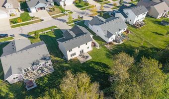 5608 Allerton Dr, Ames, IA 50014