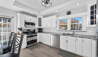 160 Grand Central Ave, Amityville, NY 11701