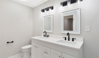 100 Little Rdg, Berkeley Lake, GA 30096