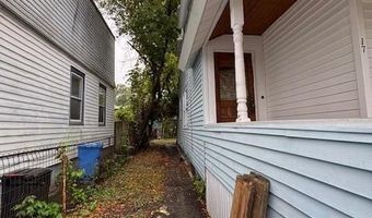 17 Grove Ave, Albany, NY 12208