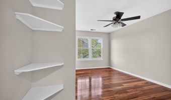 33 Four Oaks Rd, Bedminster, NJ 07921