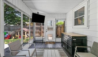 24 Westlyn Ct, Albany, NY 12203
