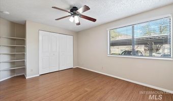 3611 S Gekeler Ln 124, Boise, ID 83706