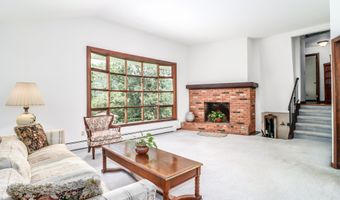 21 Lillinonah Dr, Brookfield, CT 06804