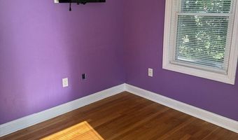 51 Reed St, Agawam, MA 01001