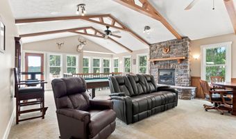 3235 Lakeview Dr, Allegan, MI 49010