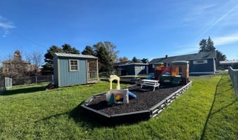 1016 8th St, Britton, SD 57430