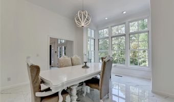 337 Lakeshore Dr, Berkeley Lake, GA 30096