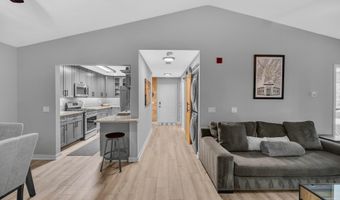 655 BURTONS COVE Way 14, Annapolis, MD 21401