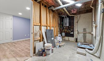 16 S Browning Ct, Pembroke, NH 03275