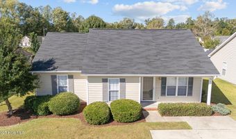 3786 Dover Dr, Ayden, NC 28513