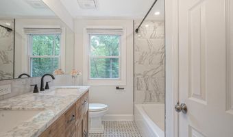 39 RED OAK Trl, Medford, NJ 08055