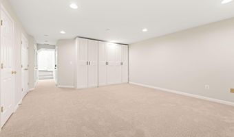 8469 BYERS Dr, Alexandria, VA 22309