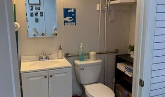 186 E Black Well St, Andover, NJ 07801