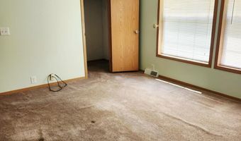 320 E Iowa St, Afton, IA 50830