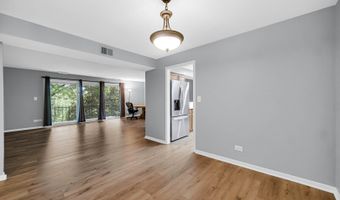 1030 S Fernandez Ave S 4-M, Arlington Heights, IL 60005