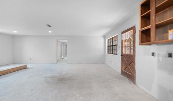 2487 S FM 17, Alba, TX 75410