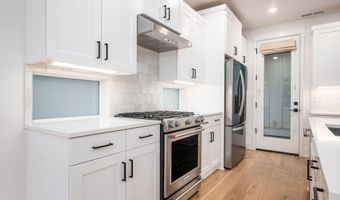 62667 NW McClain Dr, Bend, OR 97703