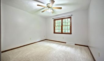 7714 PARADISE Hts, Abbottstown, PA 17301
