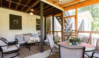 2345 Seagraves Mill Rd, Hull, GA 30646