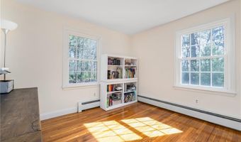 35 Hallville Rd, Exeter, RI 02822
