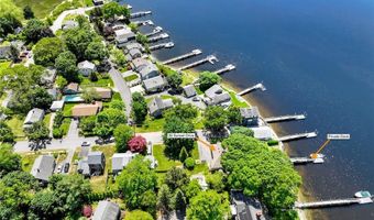 39 Sunset Dr, Barrington, RI 02806