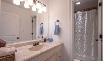 23664 Meade Dr, Abingdon, VA 24211