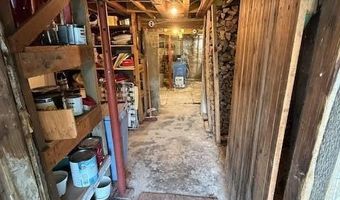 10 Palm St, Baileyville, ME 04694