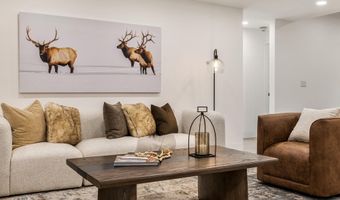 100 W Beaver Creek Blvd 236, Avon, CO 81620