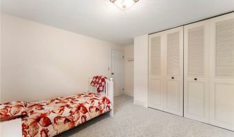 3827 Nautilus Trl, Aurora, OH 44202