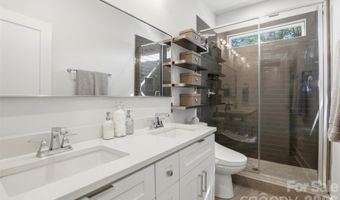 715 E 28th St, Charlotte, NC 28205