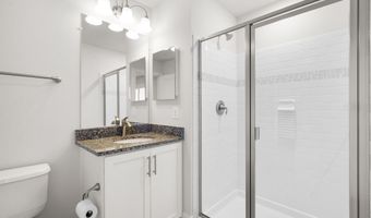 2505 MAIN LINE Blvd, Alexandria, VA 22301