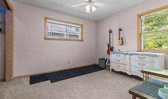 1218 W BREWSTER St, Appleton, WI 54914