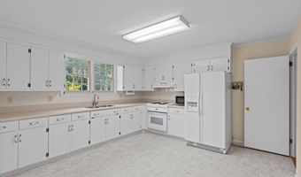 6370 Columbia Rd, Appling, GA 30802