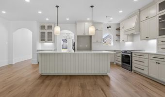 7166 Moon View Pl, Alexander, AR 72019