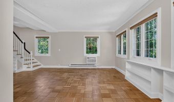 1557 MOUNT EAGLE, Alexandria, VA 22302