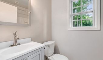 8568 Poplar Springs Dr, Ark, VA 23061