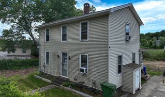 92 Water St, Chester, CT 06412