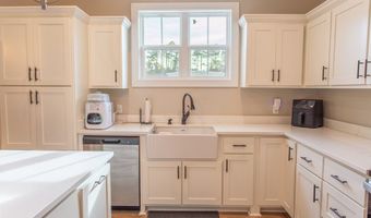 486 Old Blackshear Rd, Baxley, GA 31513