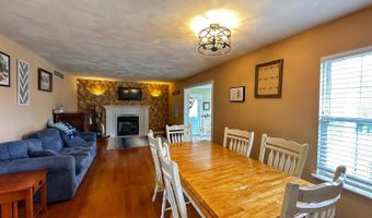 323 Woodfield Dr, Batesville, IN 47006