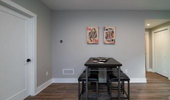 41 Primrose Ln, Cromwell, CT 06416