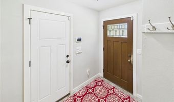 15726 Parkwood Cir, Avon, MN 56310