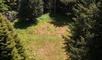 20452 Whaleshead Rd, Brookings, OR 97415