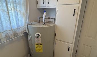 495 Lane 110 Hog Back Lk, Angola, IN 46703