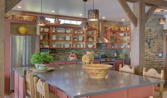 635 Firehouse Rd, Alburgh, VT 05440
