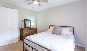 634 E N 16th St B, Abilene, TX 79601